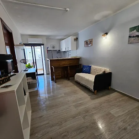 Lourenco's Apartment *