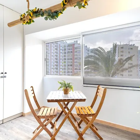 Casa Fernando - 250 M Da Da Rocha شقة بورتيماو